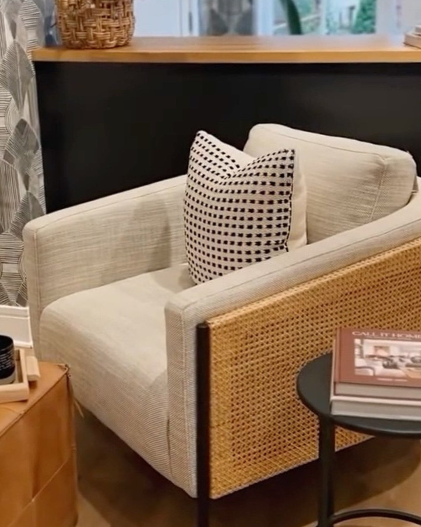bond pillow cover