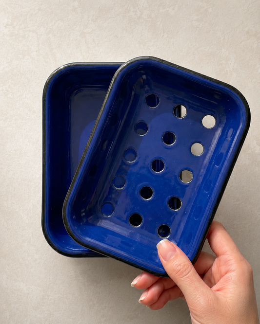 enamel soap dish