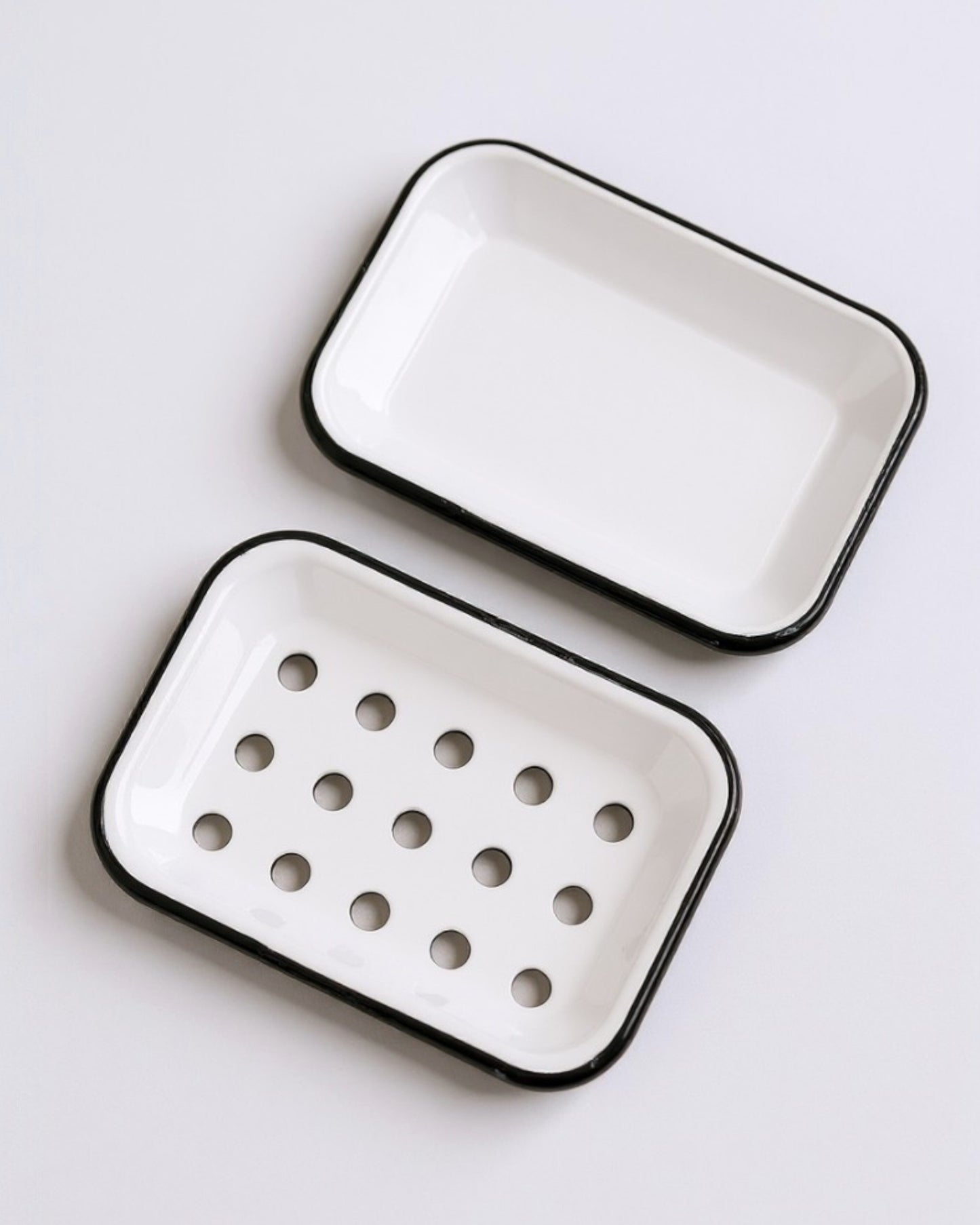 enamel soap dish